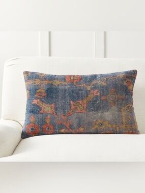 🌙 B26 Pottery Barn pillow cover (16x26”)